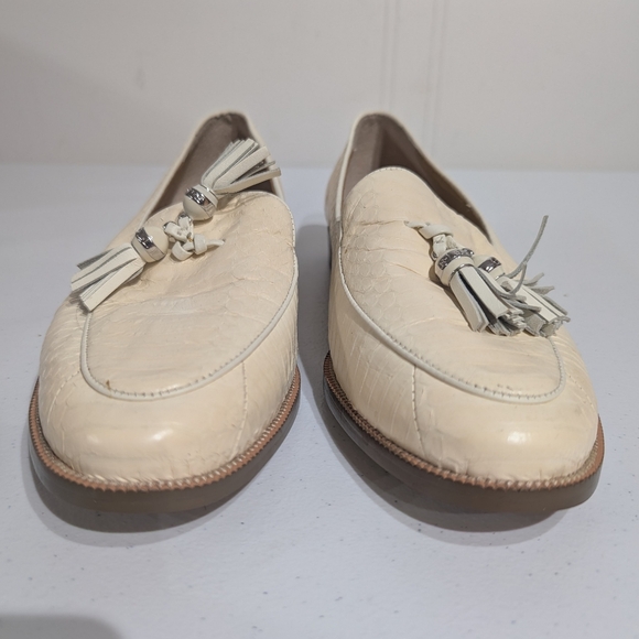 Ralph Lauren Brindy Snakeskin  loafer - cream - size 7.5B *minor imperfection - Picture 2 of 13